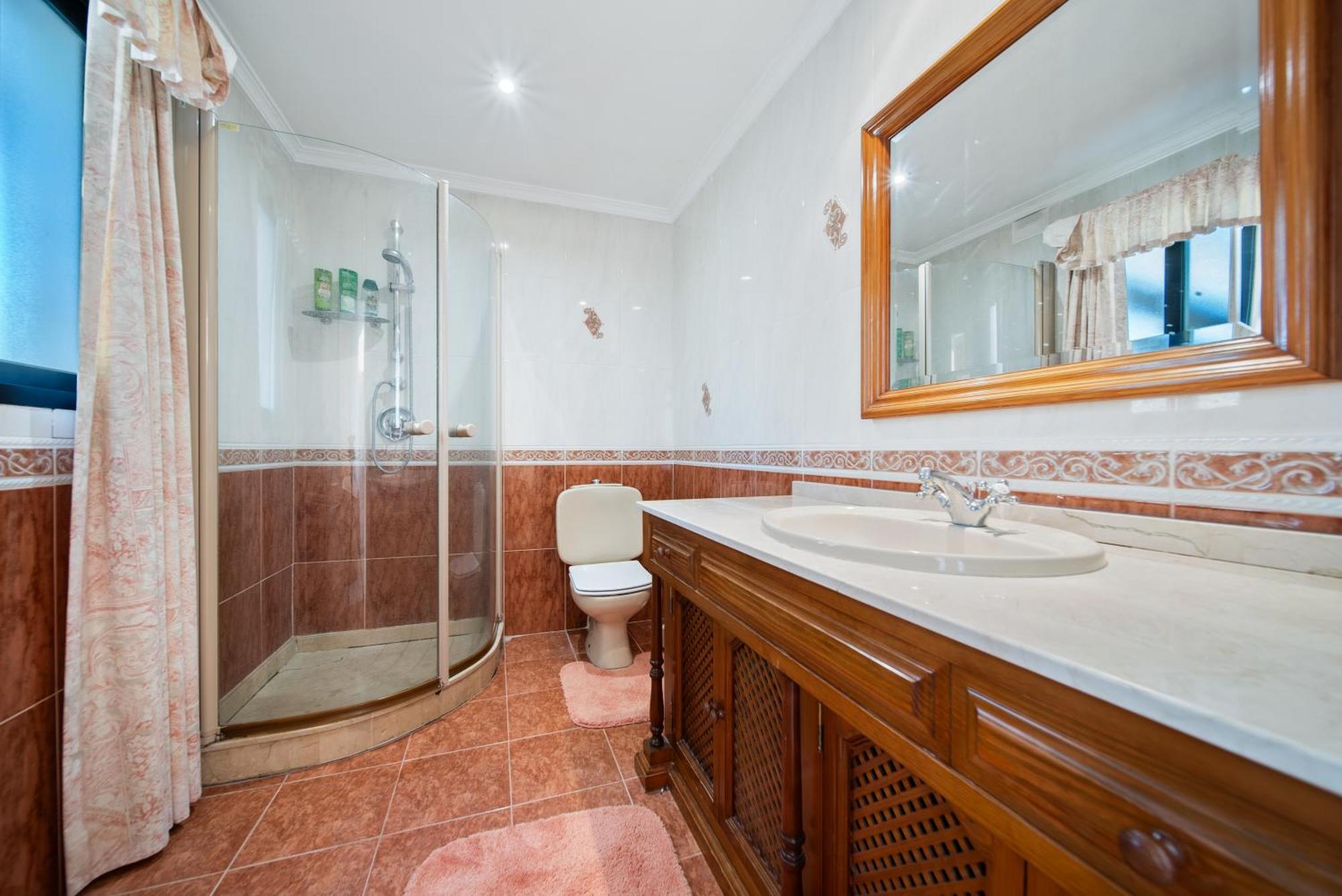 Charming Andalusian Style In Nueva Andalucia